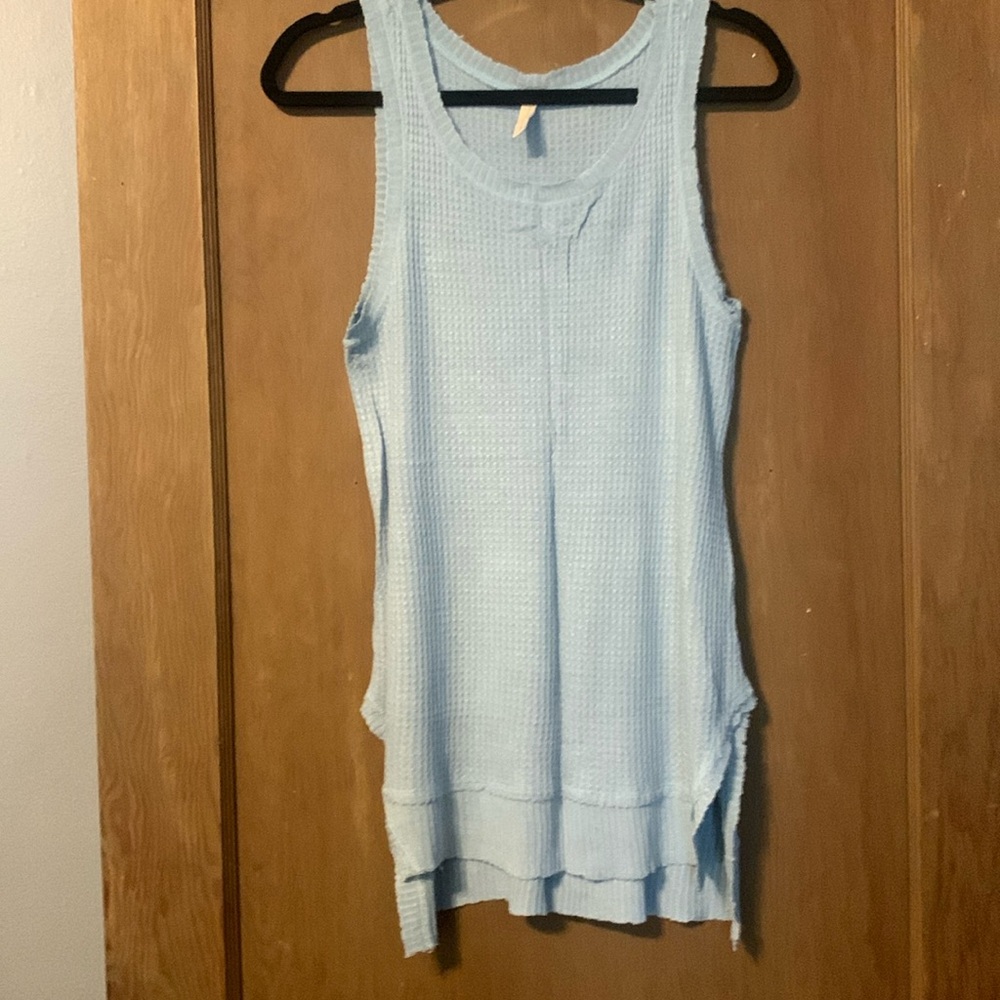 Waffle texture sleeveless tank size L